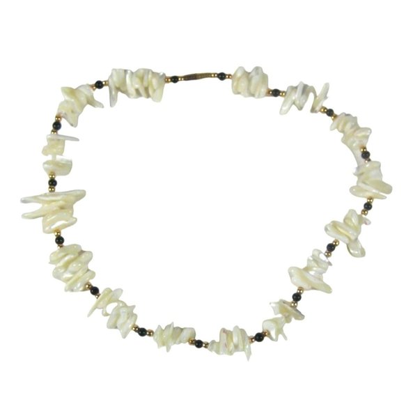 Unbranded Jewelry - Mother of Pearl Shell Beaded Necklace 16 inch Choker Goldtone Strand Jewelry
